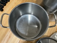 APPROX. 2No. ASSORTED SAUCEPANS & LIDS - 4