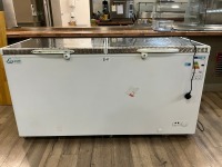 BC/BD-520 COMMERCIAL SOLID DOOR CHEST FREEZER