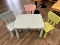 IKEA MAMMUT CHIDRENS TABLE IN/OUTDOOR & 3No. ASSORTED CHILDRENS CHAIRS - 2