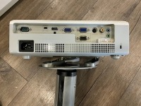 HITACHI CP-DX300 PROJECTOR & ELITE SCREENS PULL DOWN MANUAL PULL DOWN PROJECTOR SCREEN W2170mm - 6