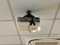 HITACHI CP-DX300 PROJECTOR & ELITE SCREENS PULL DOWN MANUAL PULL DOWN PROJECTOR SCREEN W2170mm - 8