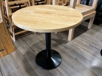 ROUND DINING TABLE