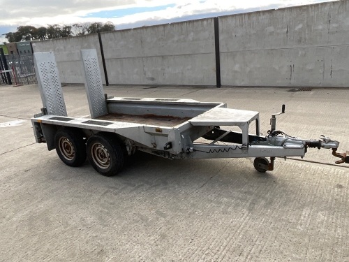 APPROX. 8ft x 4ft 2700KGS TWIN AXLE PLANT TRAILER