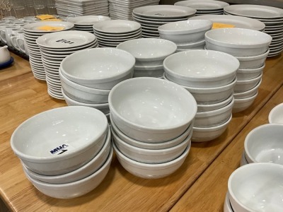APPROX. 34No. GALGORM BIELA LARGE BOWLS