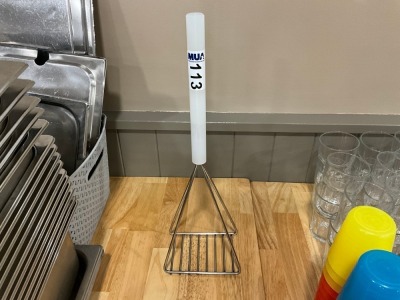 HEAVY DUTY POTATO MASHER