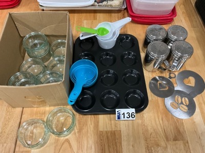 APPROX. 6No. SHALLOW MINCE PIE BAKING TRAYS, 4No. STAINLESS STEEL SPRINKLERS/ SHAKERS & 10No. GLASS RAMEKINS