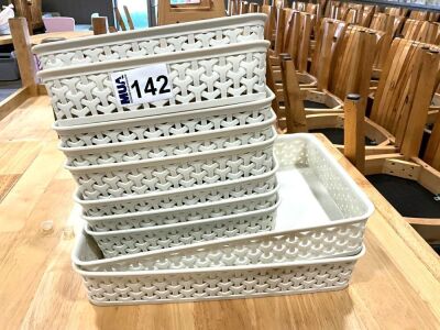 APPROX. 10No. ASSORTED CURVER STORAGE BASKETS