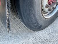 SCHMITZ 45 FT 39 TON TRI AXLE CURTAINSIDER  - 19