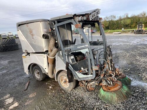 HAKO CITY MASTER 600 ARTICULATED ROAD SWEEPER