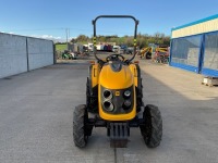 TRACTOR  - 8