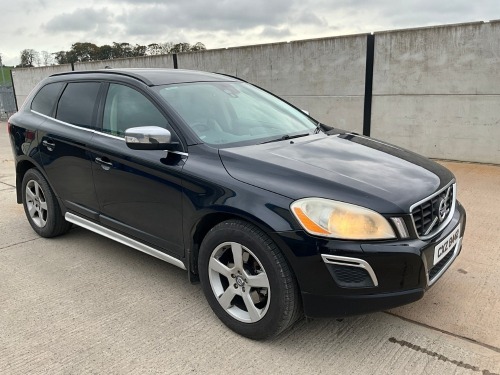 VOLVO XC60 2.4D R-DESIGN SE