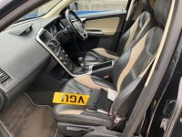 VOLVO XC60 2.4D R-DESIGN SE - 10
