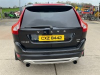 VOLVO XC60 2.4D R-DESIGN SE - 14
