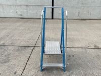 2 TREAD FIBRE GLASS STEP LADDER - 2