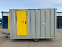 GROUNDHOG APPROX. 12FT X 7FT6" SINGLE AXLE TOWABLE WELFARE UNIT - 4
