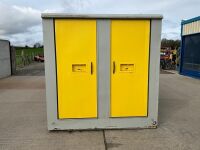 GROUNDHOG APPROX. 12FT X 7FT6" SINGLE AXLE TOWABLE WELFARE UNIT - 33