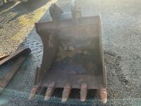 APPROX. 3FT TOOTHED DIGGING BUCKET TO SUIT 13 TON EXCAVATOR - 2