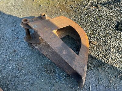 APPROX. 15" DRAINAGE BUCKET TO SUIT 6-8 TON EXCAVATOR