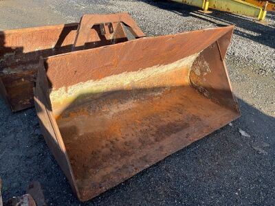 APPROX. 6FT BUCKET TO SUIT