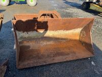 APPROX. 6FT BUCKET TO SUIT - 2