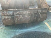 APPROX. 6 FT BUCKET TO SUIT FARM HANDLER - 3