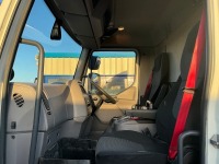 DAF LF220 18 TON 4X2 AUTOMATIC BOX LORRY - 8