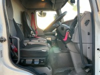 DAF LF220 18 TON 4X2 AUTOMATIC BOX LORRY - 27