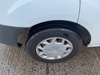 FORD TRANSIT CUSTOM 290 L1 2.0 TDCI 105 - 6