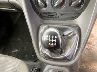 FORD TRANSIT CONNECT 210 L2 1.6 TDCI 115PS - 22