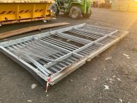 APPROX. 5250mm x 3000mm GALVANISED SLIDING GATE - 3