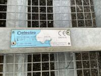 APPROX. 5250mm x 3000mm GALVANISED SLIDING GATE - 4