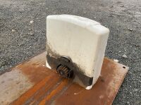 APPROX. 5250mm x 3000mm GALVANISED SLIDING GATE - 14