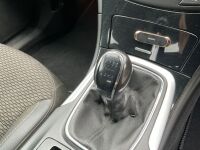 VAUXHALL INSIGNIA 2.0 CDTI ECOFLEX TECH LINE HATCHBACK - 16