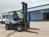 HYSTER 5.5 TON DIESEL FORKLIFT - 7