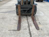 HYSTER 5.5 TON DIESEL FORKLIFT - 9