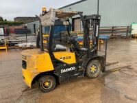 DAEWOO D3S 3 TON DIESEL FORKLIFT - 9