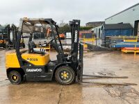 DAEWOO D3S 3 TON DIESEL FORKLIFT - 13