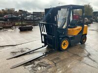 DAEWOO D3S 3 TON DIESEL FORKLIFT - 3