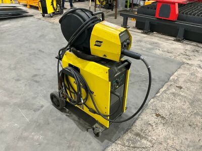 ESAB FABRICATOR EM401i 3 PHASE INVERTER AIR COOLED MIG WELDER & POWER FEED