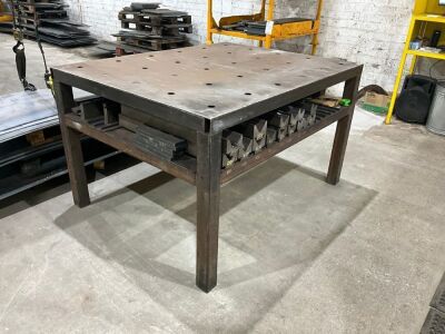 APPROX. 1800mm x 1400mm METAL WORK BENCH