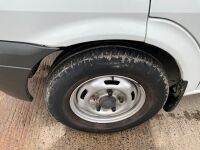 FORD TRANSIT T350 LWB 2.2 TDCI MEDIUM ROOF 13 SEATER MINIBUS 135PS - 6