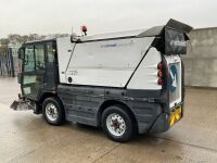 SCHMIDT SWINGO 200 EURO 6 4.5 TON ROAD SWEEPER - 5