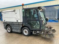 SCHMIDT SWINGO 200 EURO 6 4.5 TON ROAD SWEEPER - 9