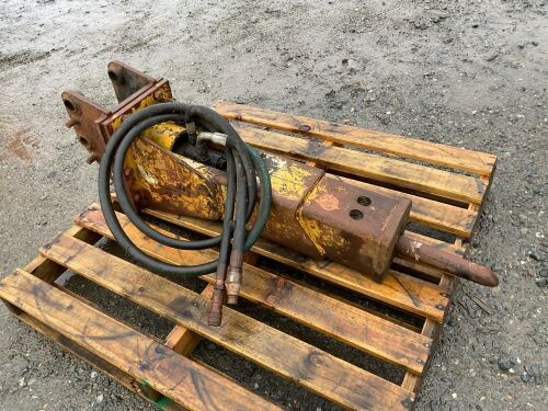 INDECO ROCK HAMMER TO SUIT 2-3 TON MACHINE