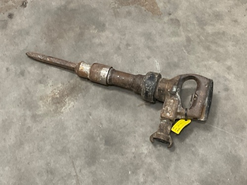 AIR OPERATED CHIPPING HAMMER