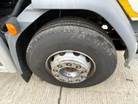 DAF LF220 EURO 6 18 TON 4x2 SKIP LORRY - 2