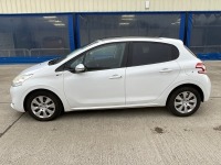 PEUGEOT 208 STYLE 1.4 HDI - 6