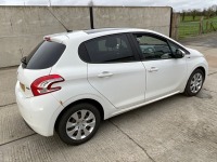 PEUGEOT 208 STYLE 1.4 HDI - 13