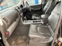 NISSAN NAVARA AVENTURA 2.5 DCI AUTOMATIC DOUBLE CAB PICK UP - 8