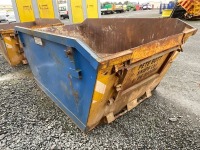 APPROX. 6 CUBIC YARD SKIP & DROP DOWN FRONT RAMP